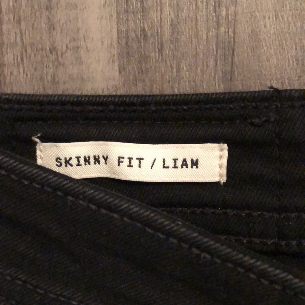 Jack & Jones Liam Black Distressed Jeans 32x34 | Slim Fit Stretch Denim - Picture 4 of 5